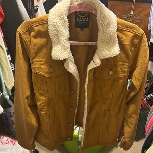 Light Sherpa jacket, size Medium and only worn once